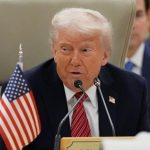 İzmir'de sağanak: Caddeler su altında kaldı